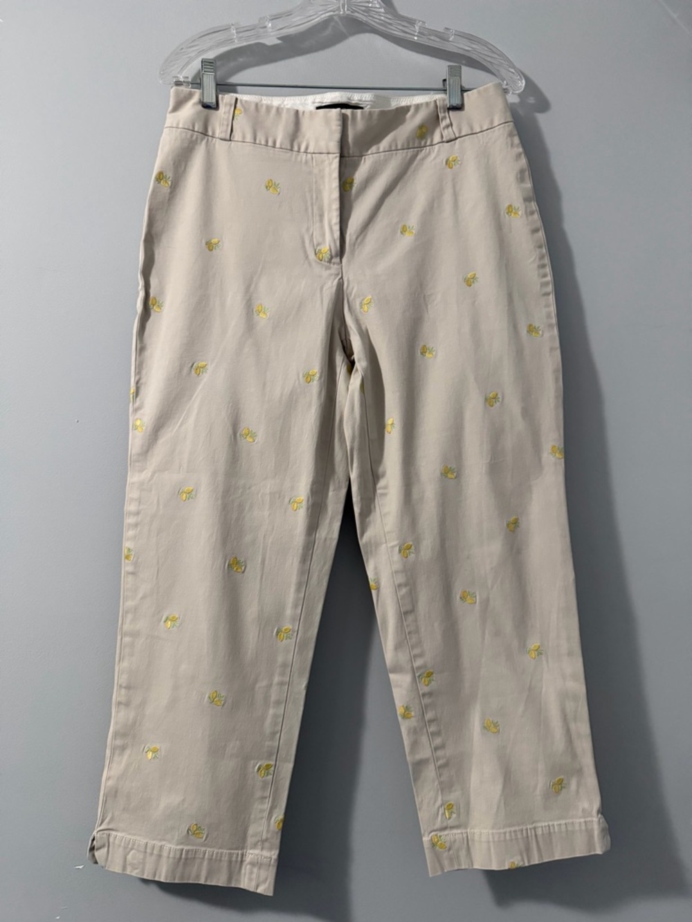 Talbots Heritage lemon print chino pants Size 8  (D2)
